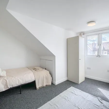 351b Fishponds Road * Bristol