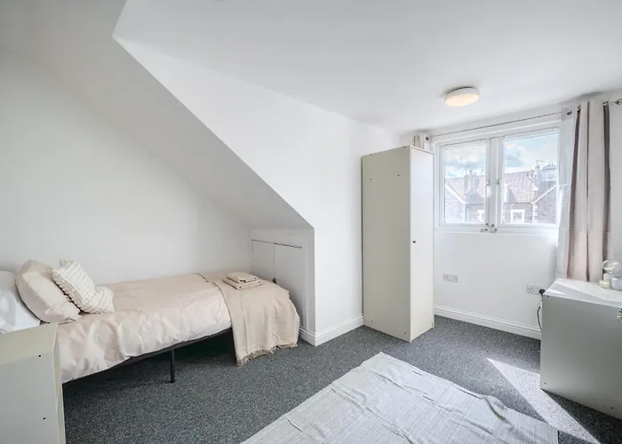 351b Fishponds Road * Bristol